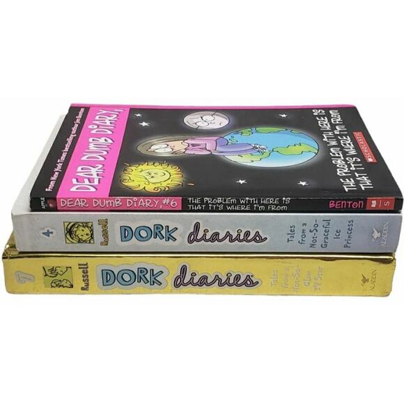 Dork Diaries Tales & Dear Dumb Diary Another Graceful Ice Princess Book Bundle - Picture 9 of 11